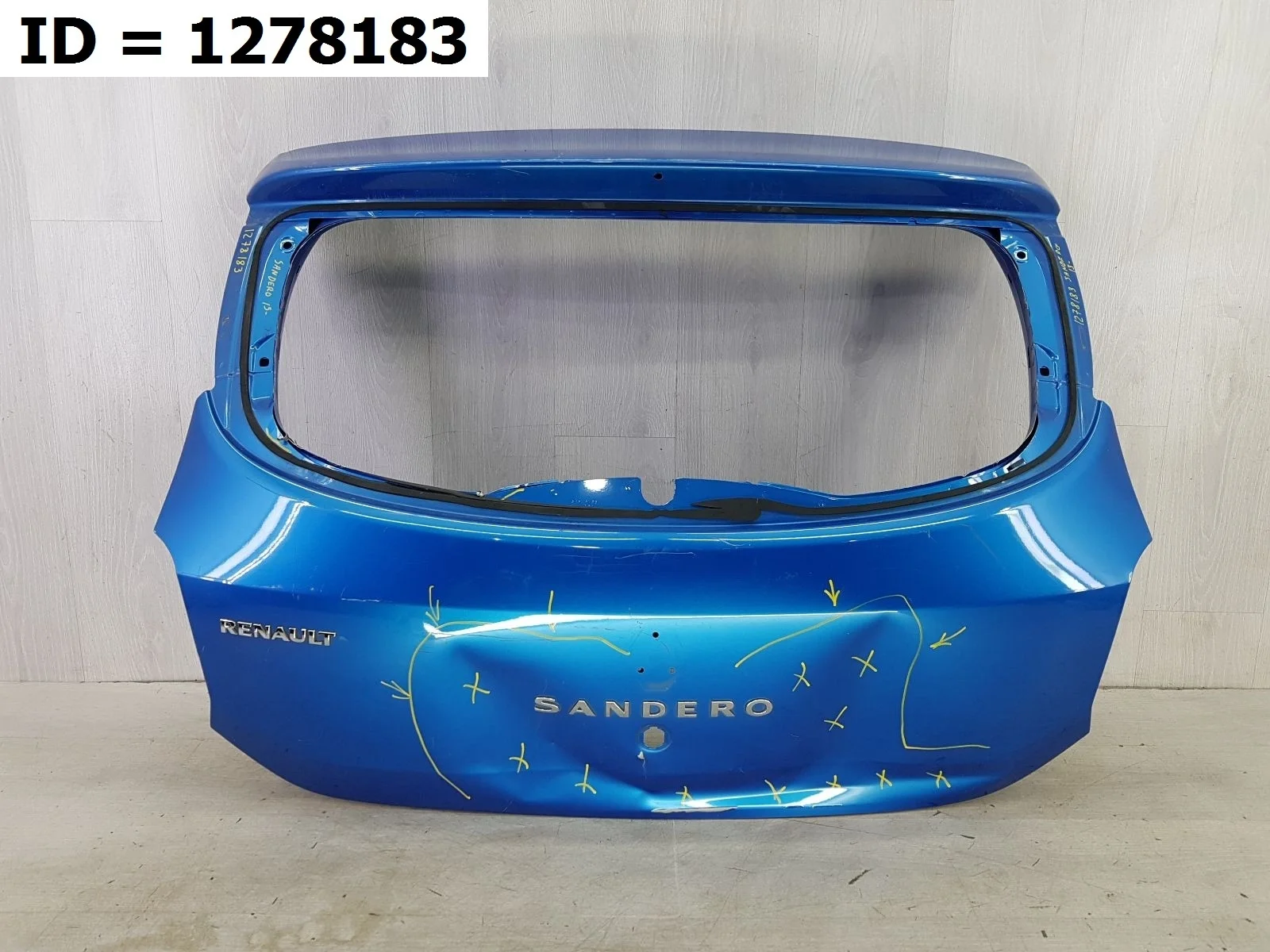 Дверь багажника Renault Sandero
