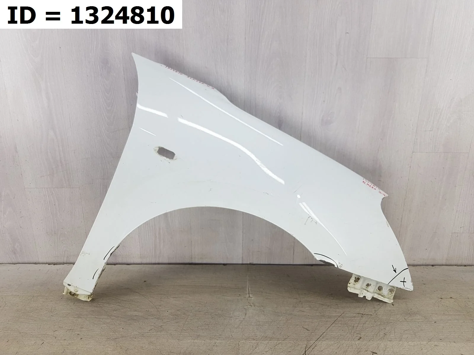 Крыло переднее правое Nissan Almera