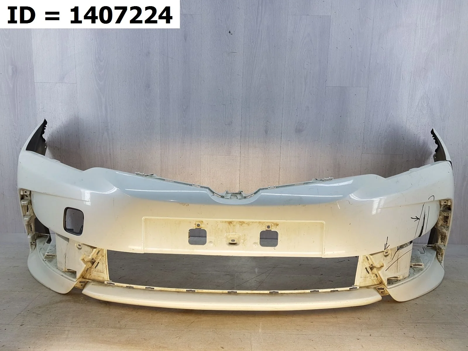 Бампер передний Toyota Corolla