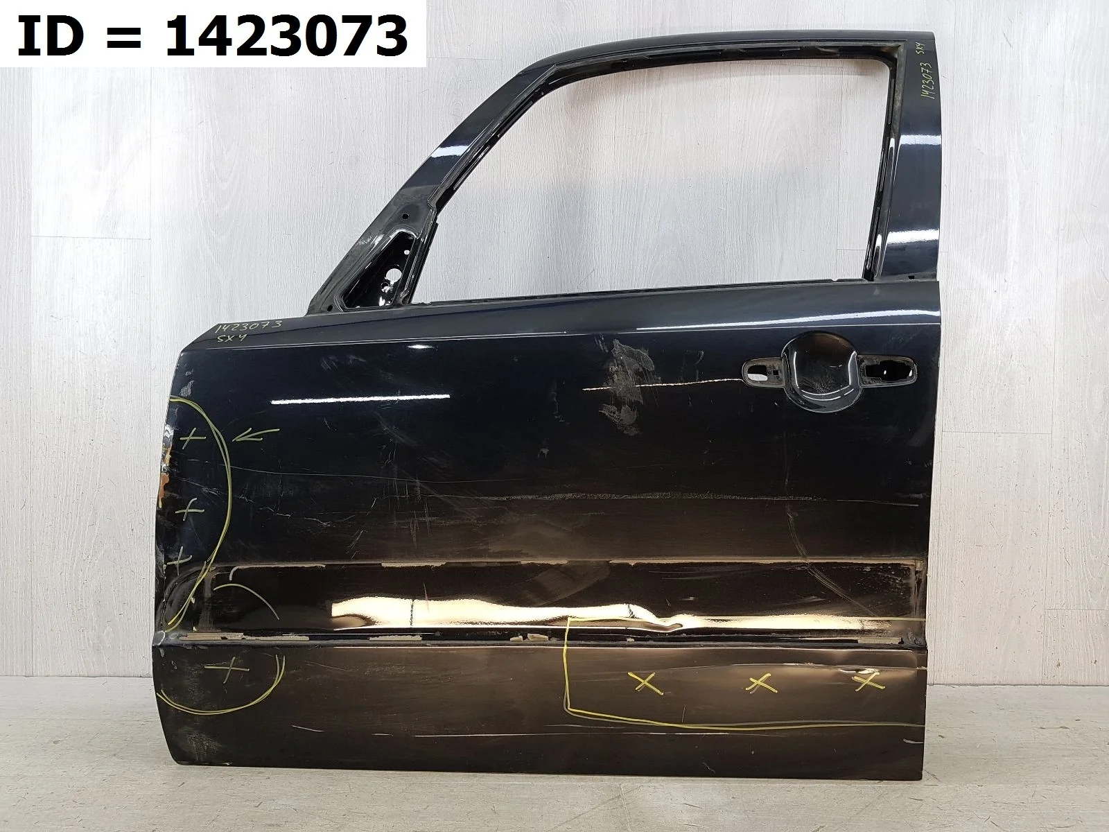 Дверь передняя левая Suzuki SX4
