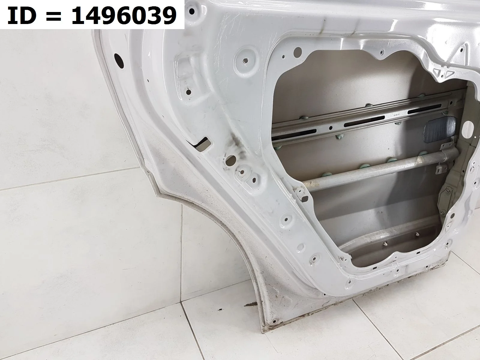 Дверь задняя левая Hyundai Santa Fe