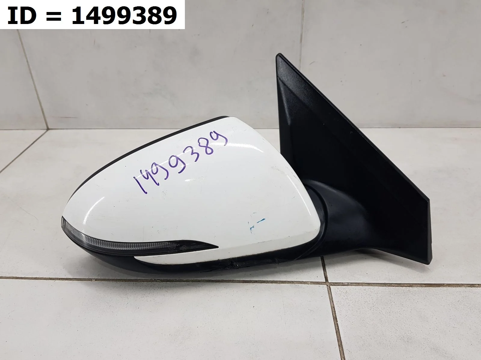 Зеркало правое Hyundai Elantra