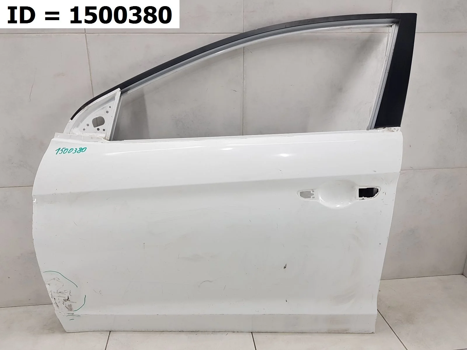 Дверь передняя левая Hyundai Elantra
