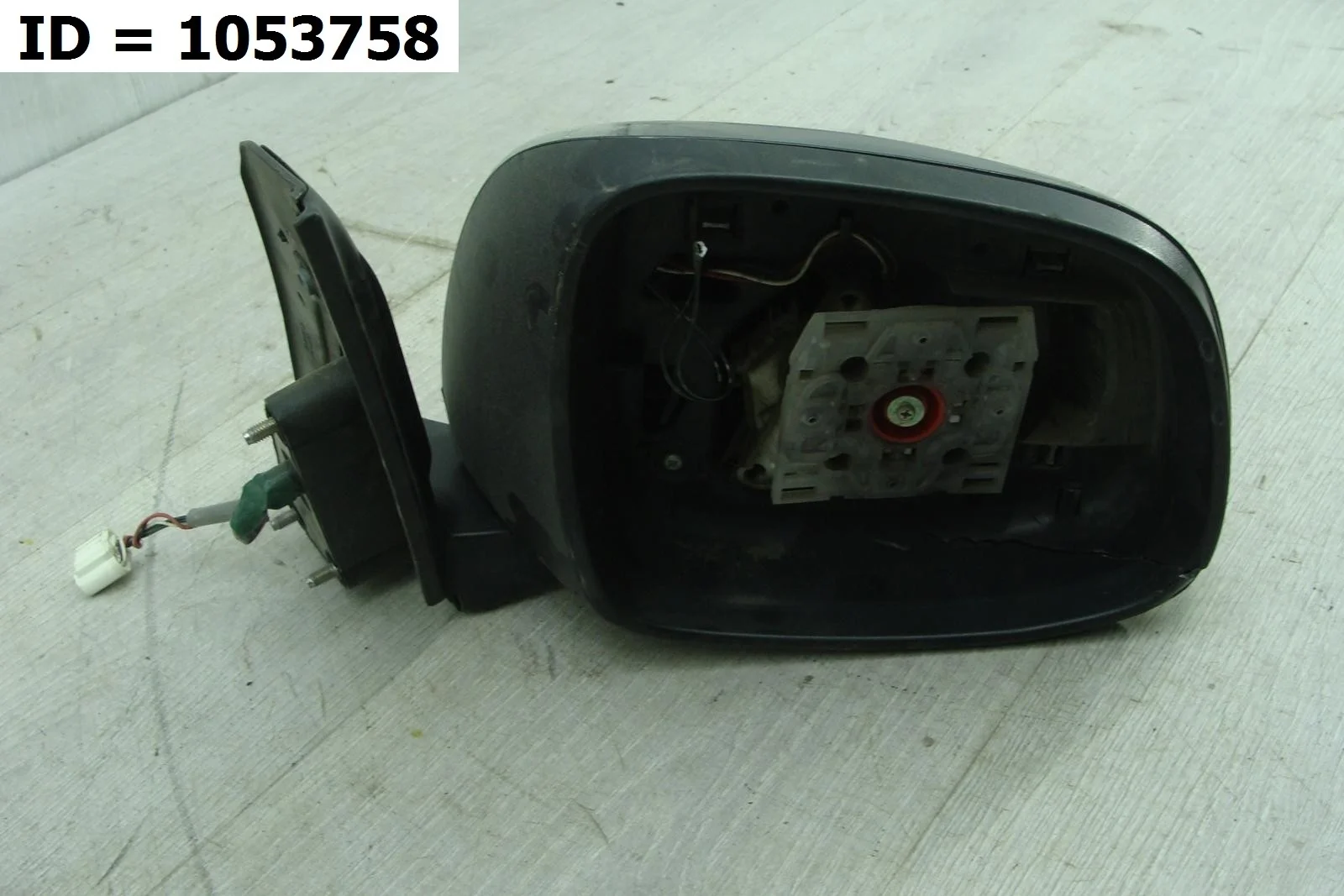 Зеркало правое Suzuki SX4