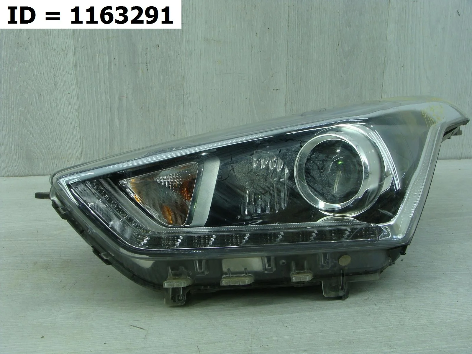 Фара левая Hyundai Creta