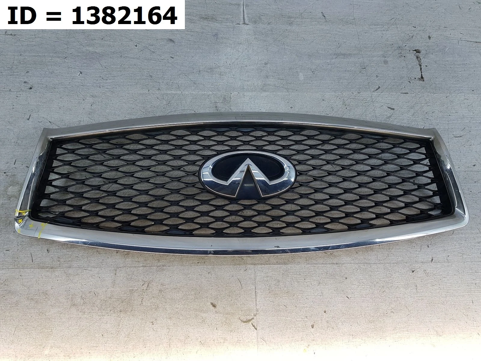 Решетка радиатора Infiniti Q50