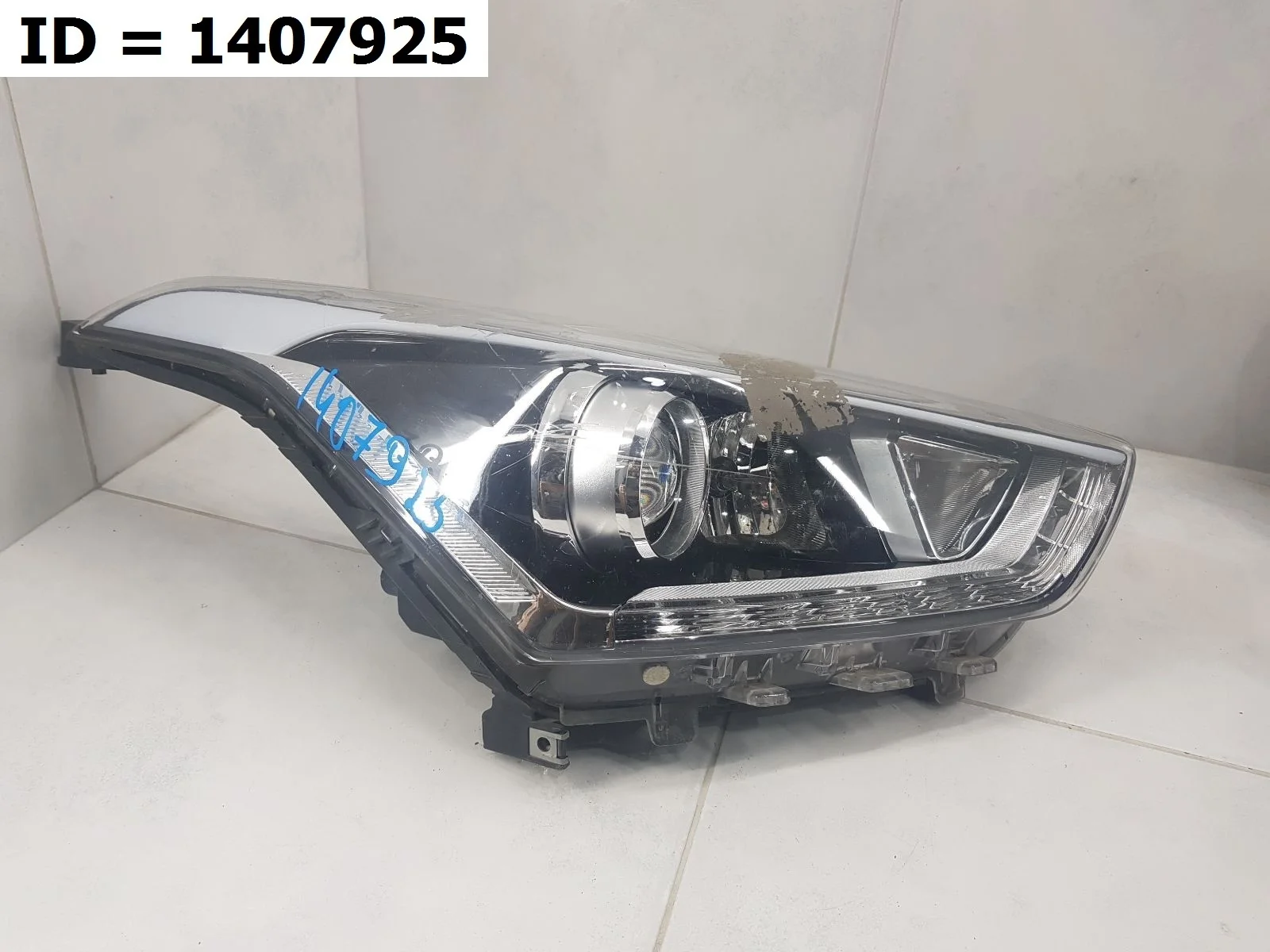 Фара правая Hyundai Creta