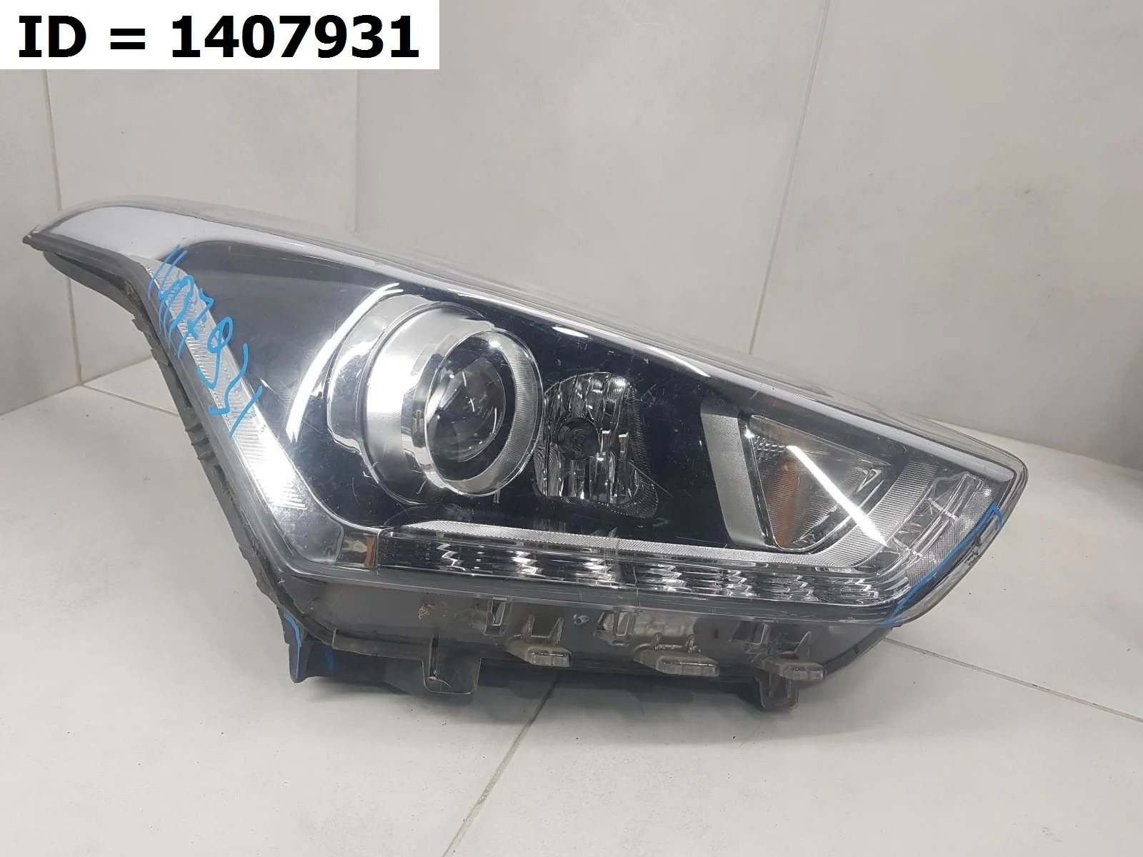 Фара правая Hyundai Creta