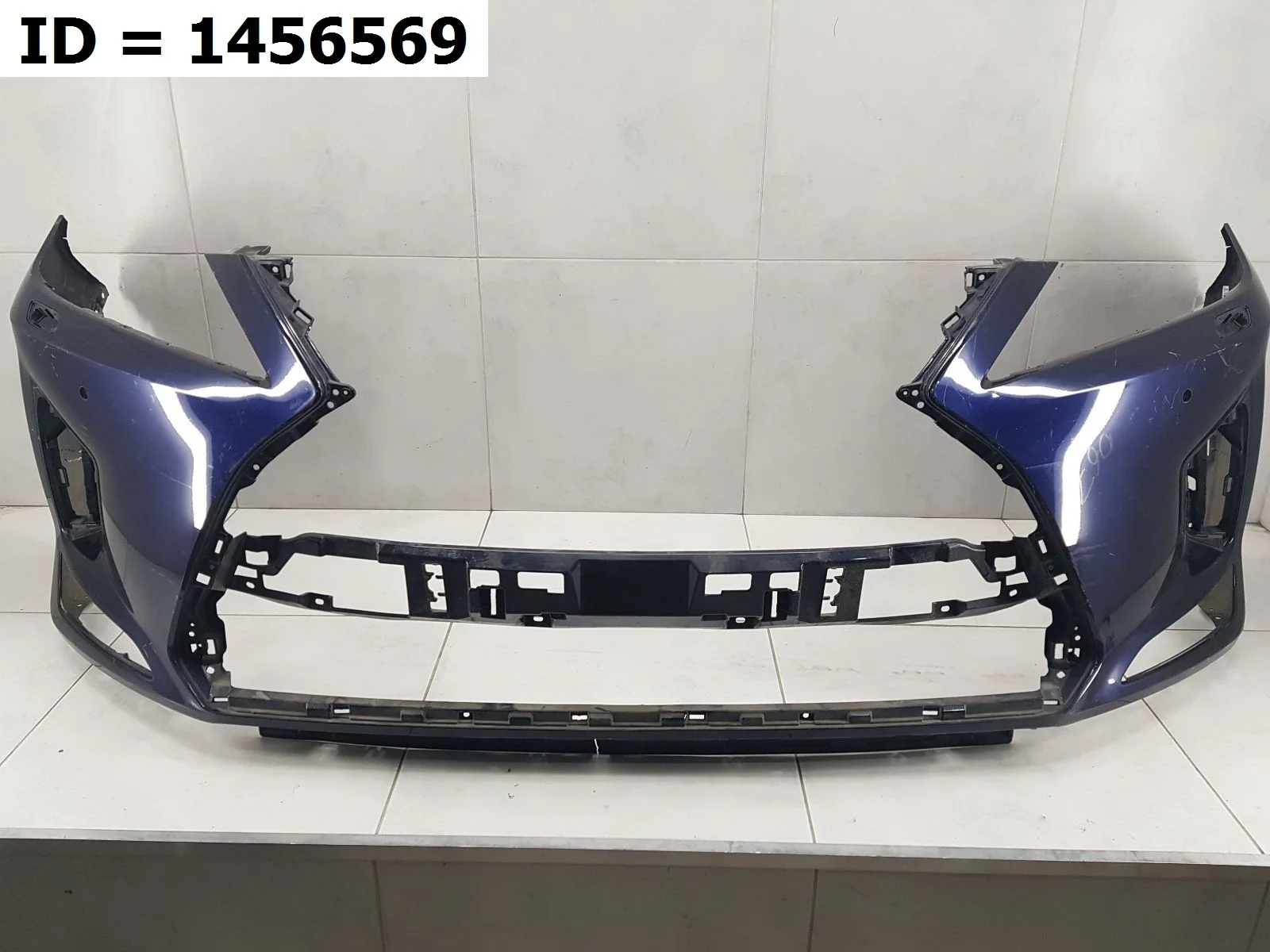 Бампер передний Lexus RX