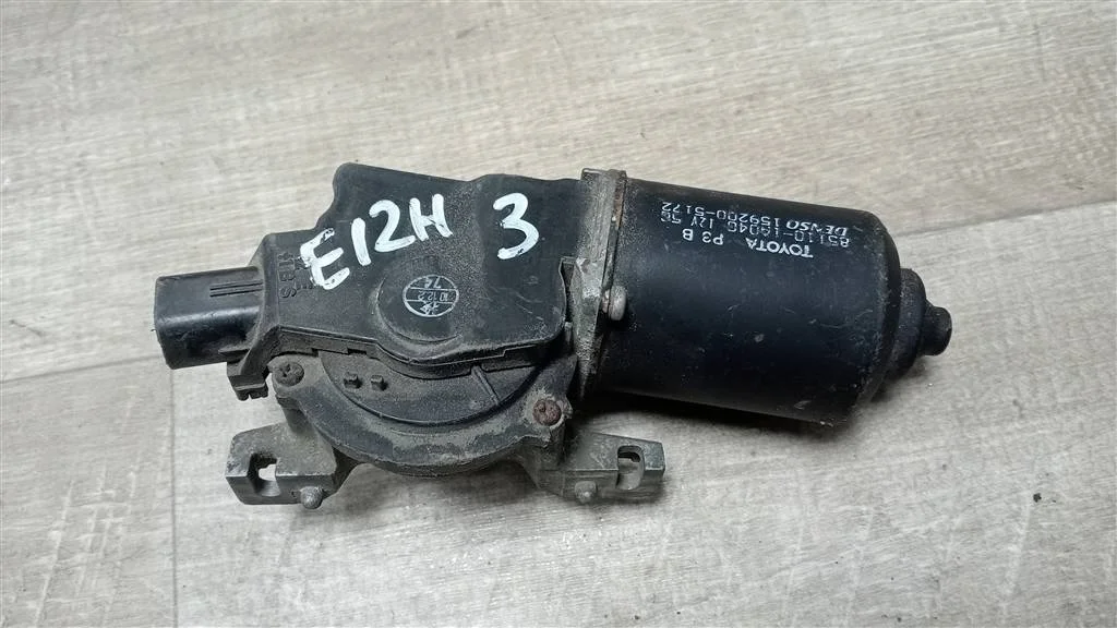 Б.у. мотор дворников TOYOTA COROLLA E120 TOYOTA COROLLA E120
