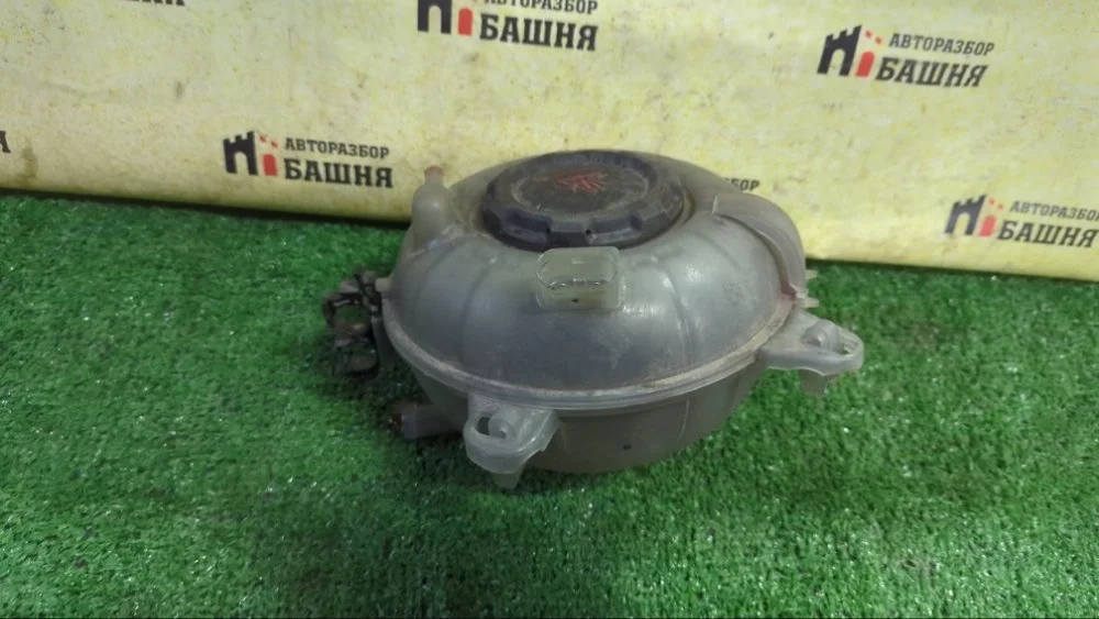 Бачок расширительный Volkswagen Jetta 2020 5Q0121407M 7 CWVA