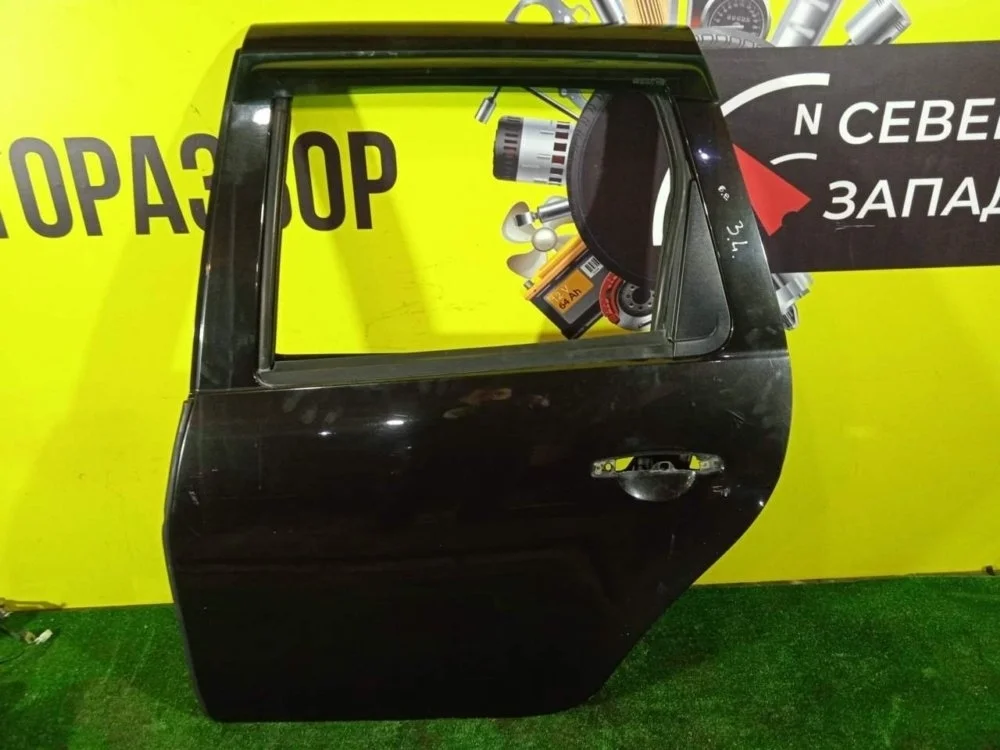Дверь Renault Duster 2013 X79