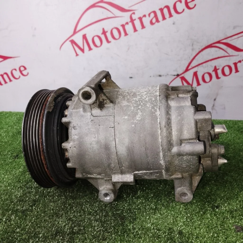 Компрессор кондиционера Renault Megane 8200050141 2 K4M