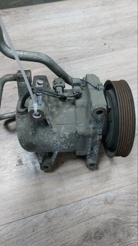 Компрессор кондиционера Nissan Primera 1997 P11