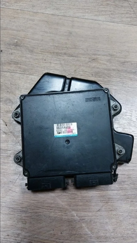 Блок управления двигателем Mitsubishi Colt 2009 Z21A