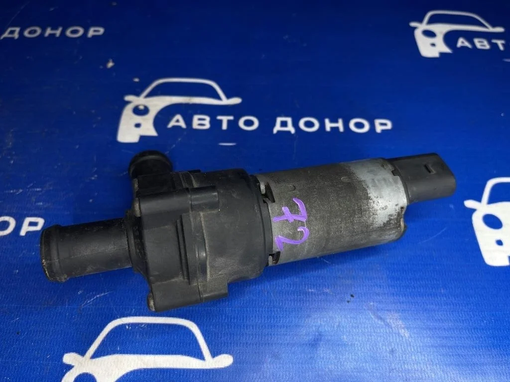 помпа печки VOLKSWAGEN BORA 1J2 AUE