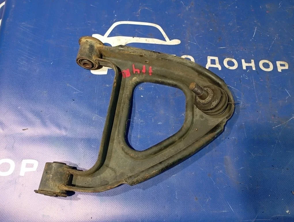 рычаг TOYOTA CRESTA JZX100 1JZGE