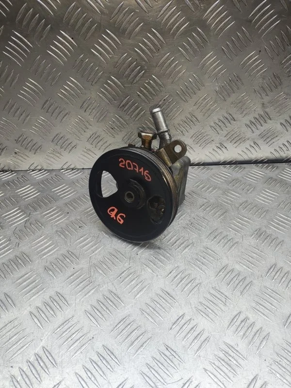 Насос ГУРа Nissan Almera Primera 49110BM702 B10 N16 P12 QG16DE