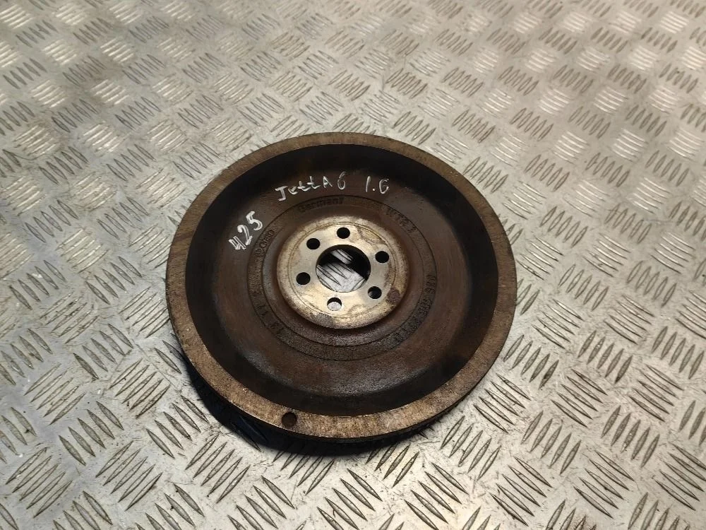 Маховик Volkswagen Jetta VI