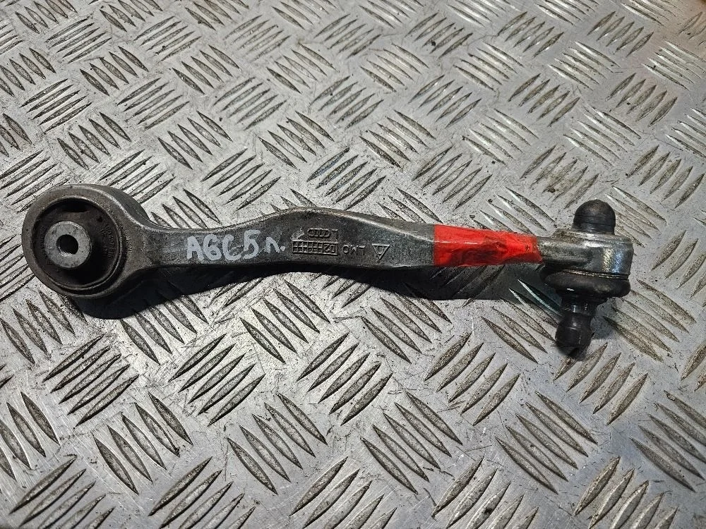 Рычаг Audi A6 С5 передний левый