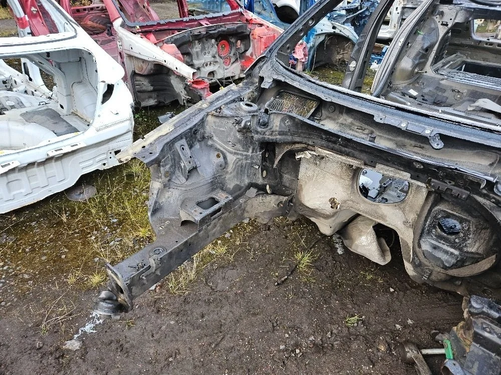 Лонжерон правый на VW Passat CC B6 седан