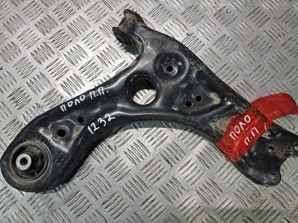 Рычаг передний нижний volkswagen polo