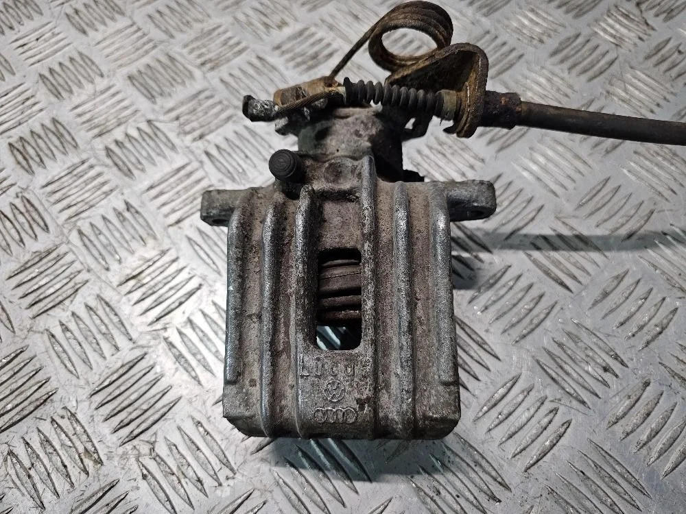 Суппорт задний левый  Audi A6 Allroad Quattro C5