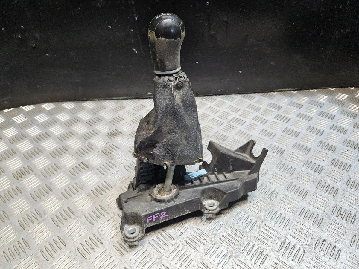 Кулиса МКПП на Ford Focus 2