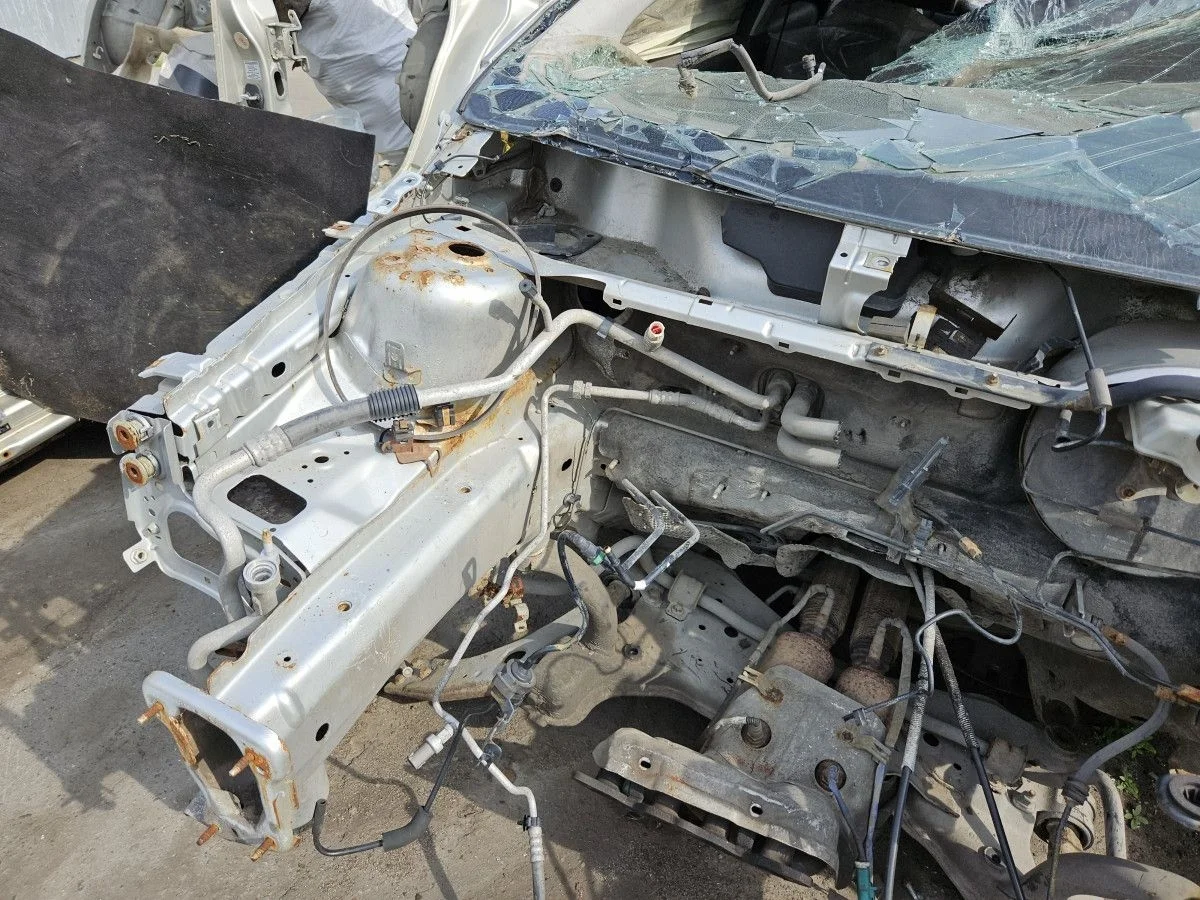 Лонжерон правый на Ford Focus 2 седан