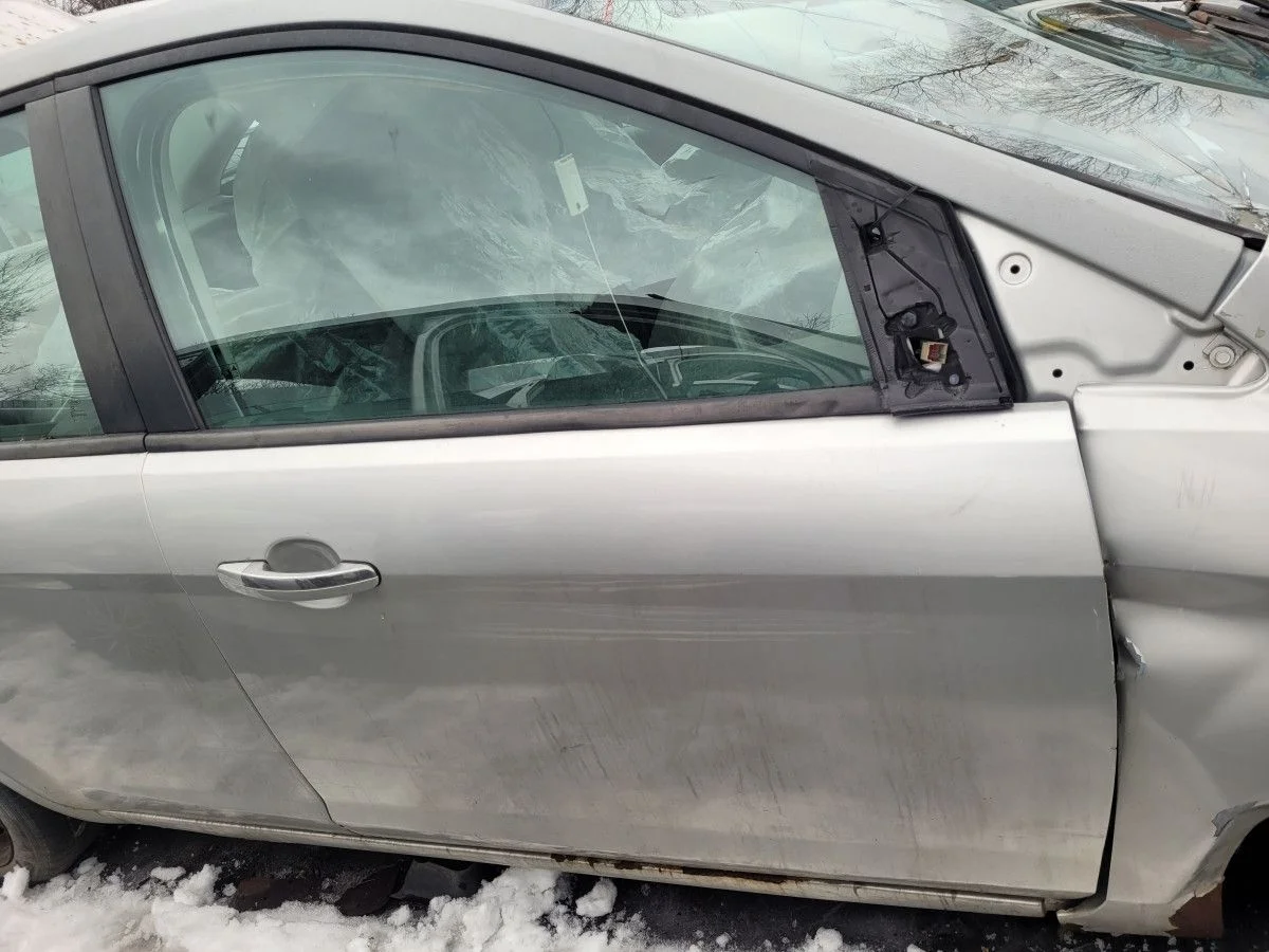 Дверь передняя правая на Ford Focus 2 рест