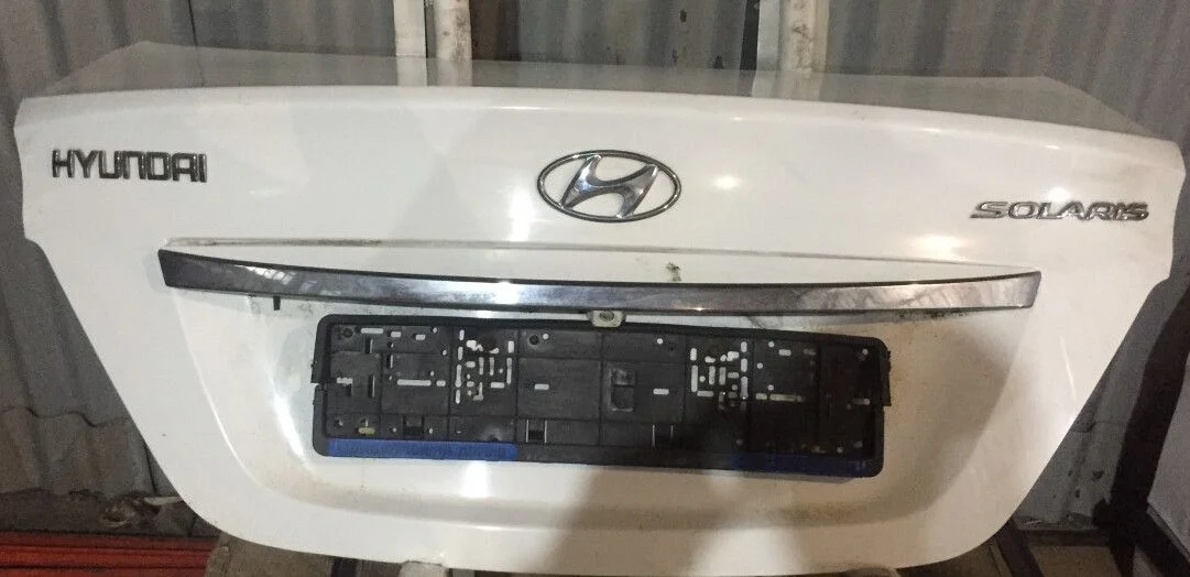 Крышка багажника Hyundai Solaris