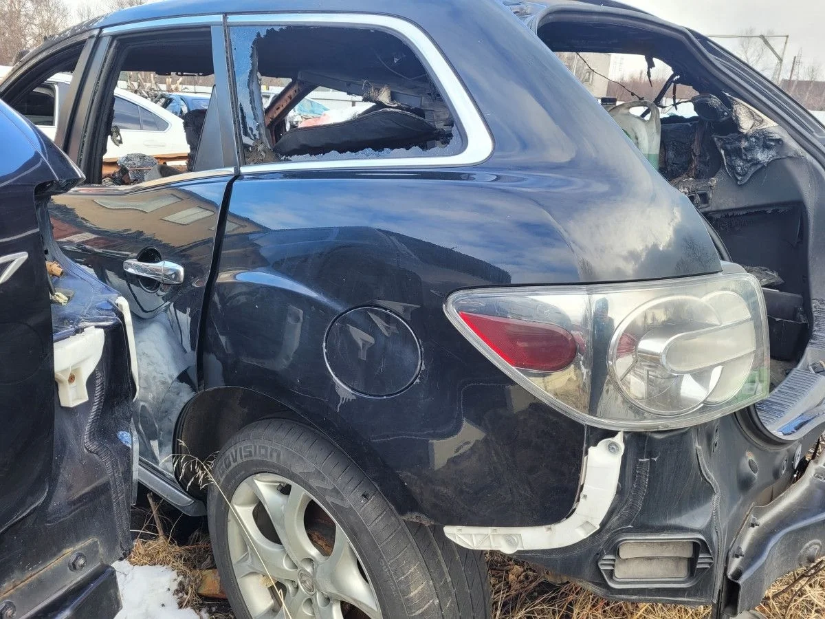 Крыло заднее левое на Mazda CX-7