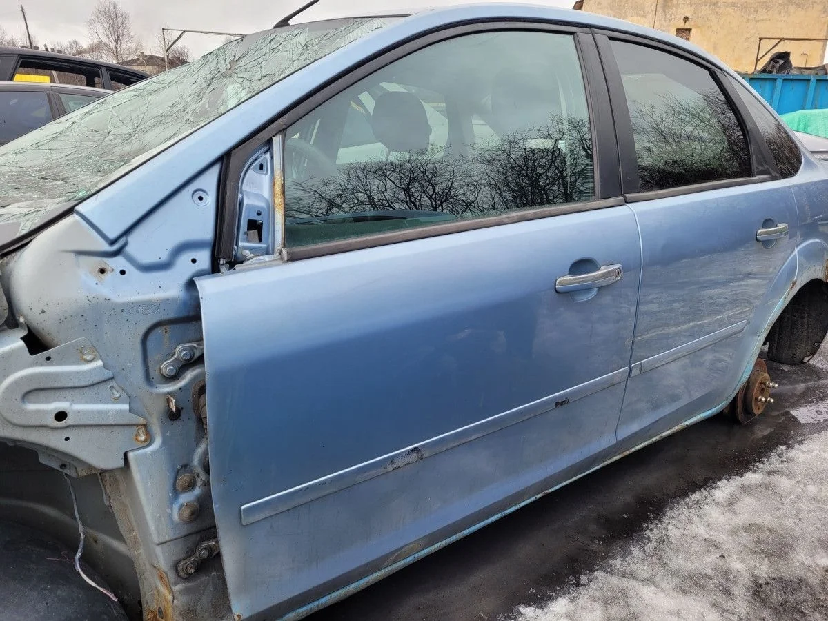 Дверь передняя левая для Ford Focus 2