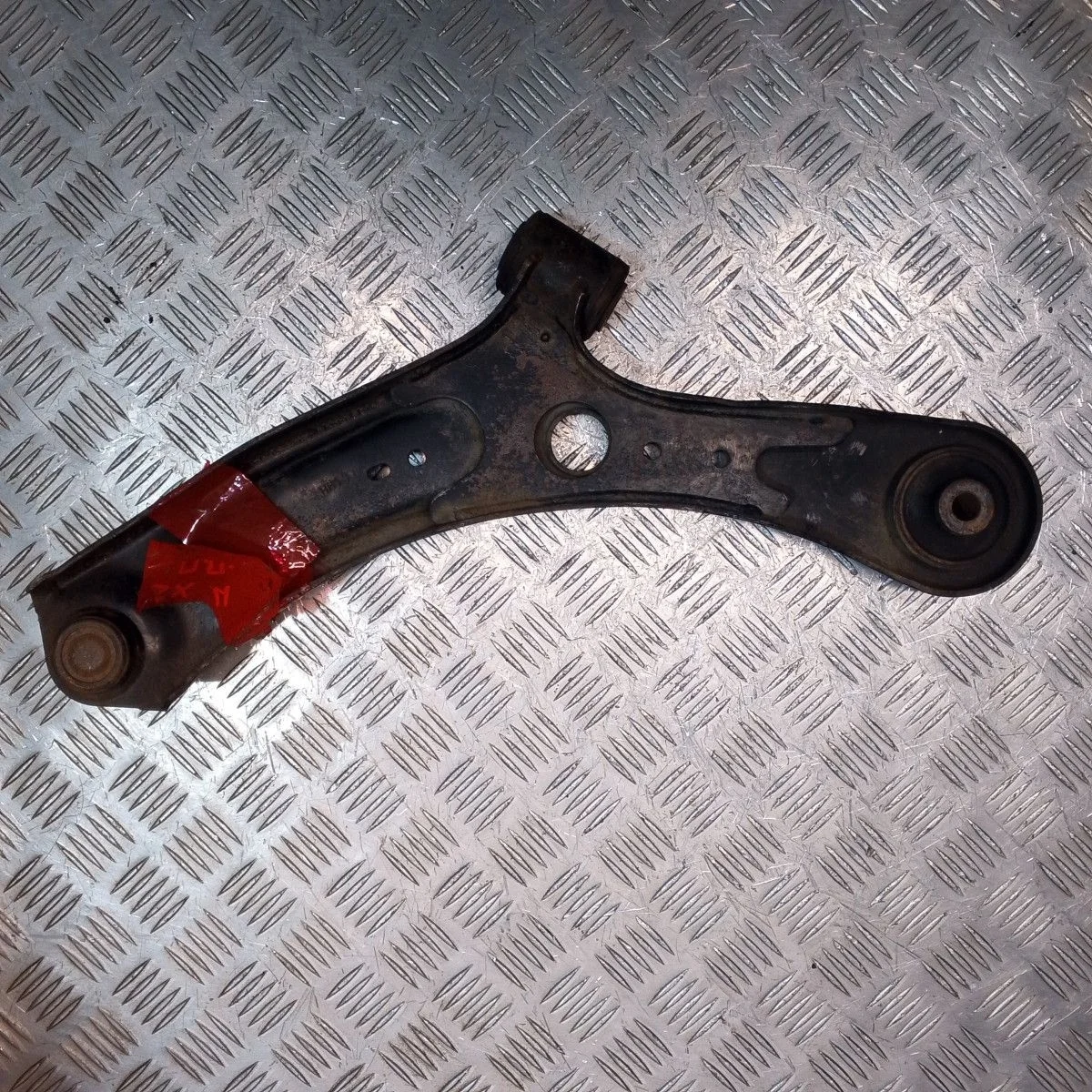 Рычаг передний правый Suziki SX4