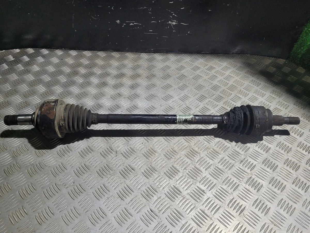 Полуось в сборе задняя правая на Mercedes W164