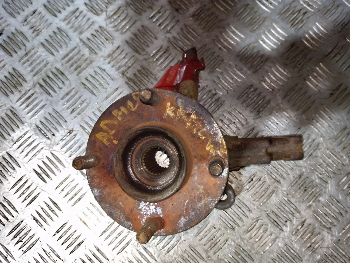 Кулак передний nissan Almera B-X