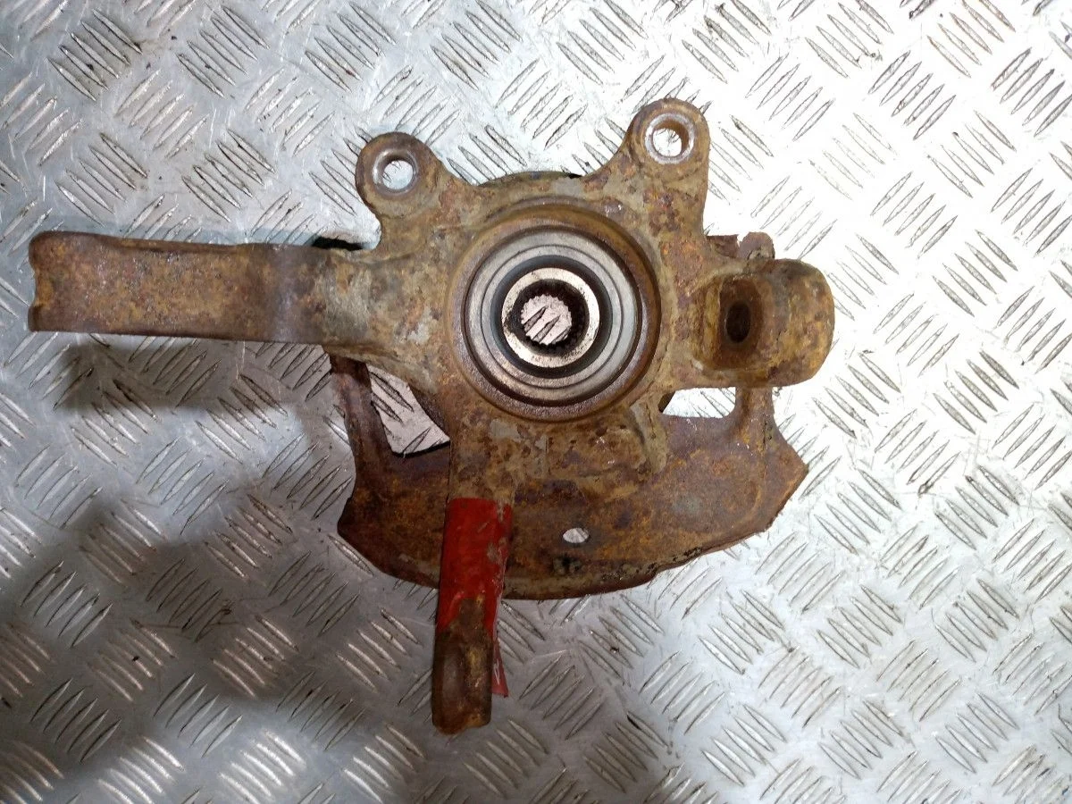 Кулак передний nissan Almera B-X