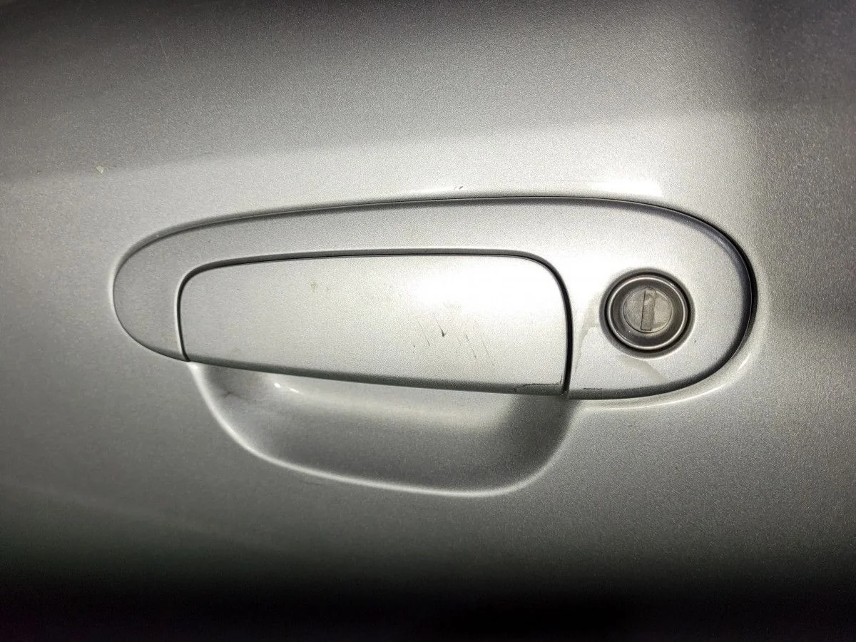 Ручка двери передней левой на Yaris хэтчбек 1