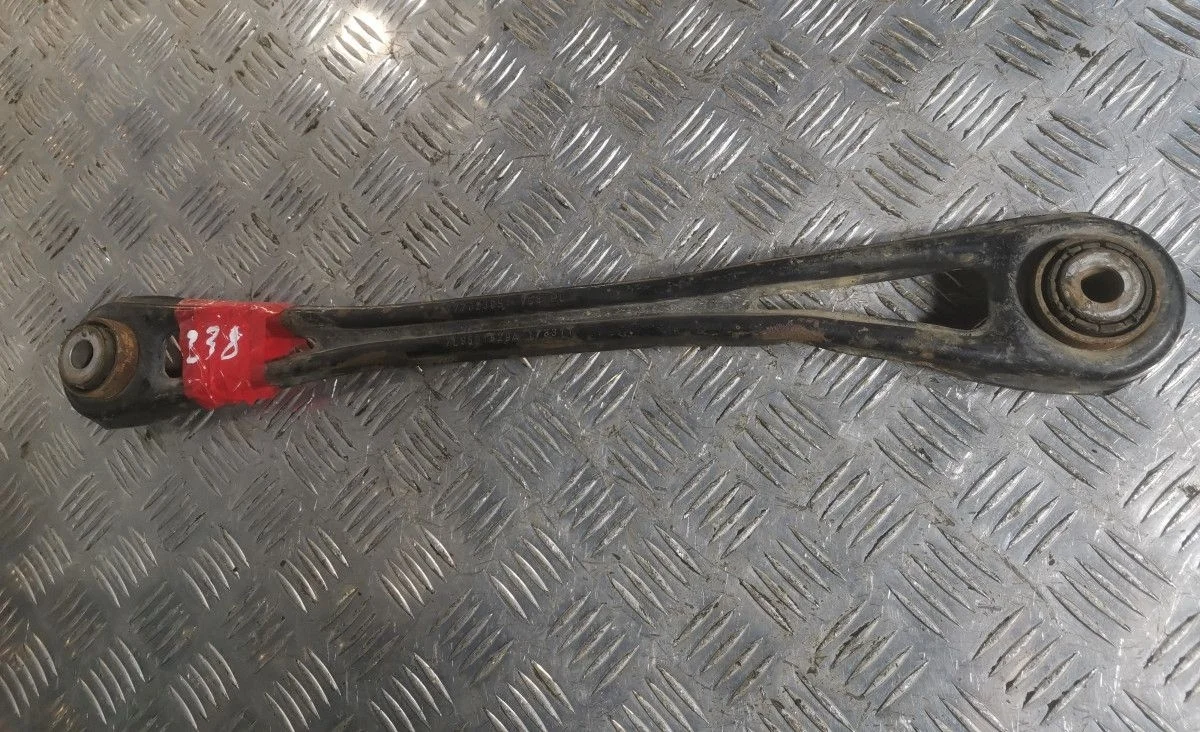 Рычаг задний поперечный VW Touareg