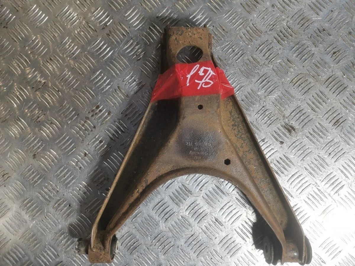 Рычаг задний правый Audi A6 C5