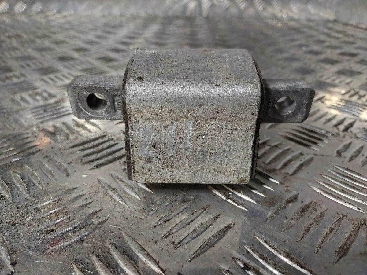 Подушка КПП Mercedes-Benz W211