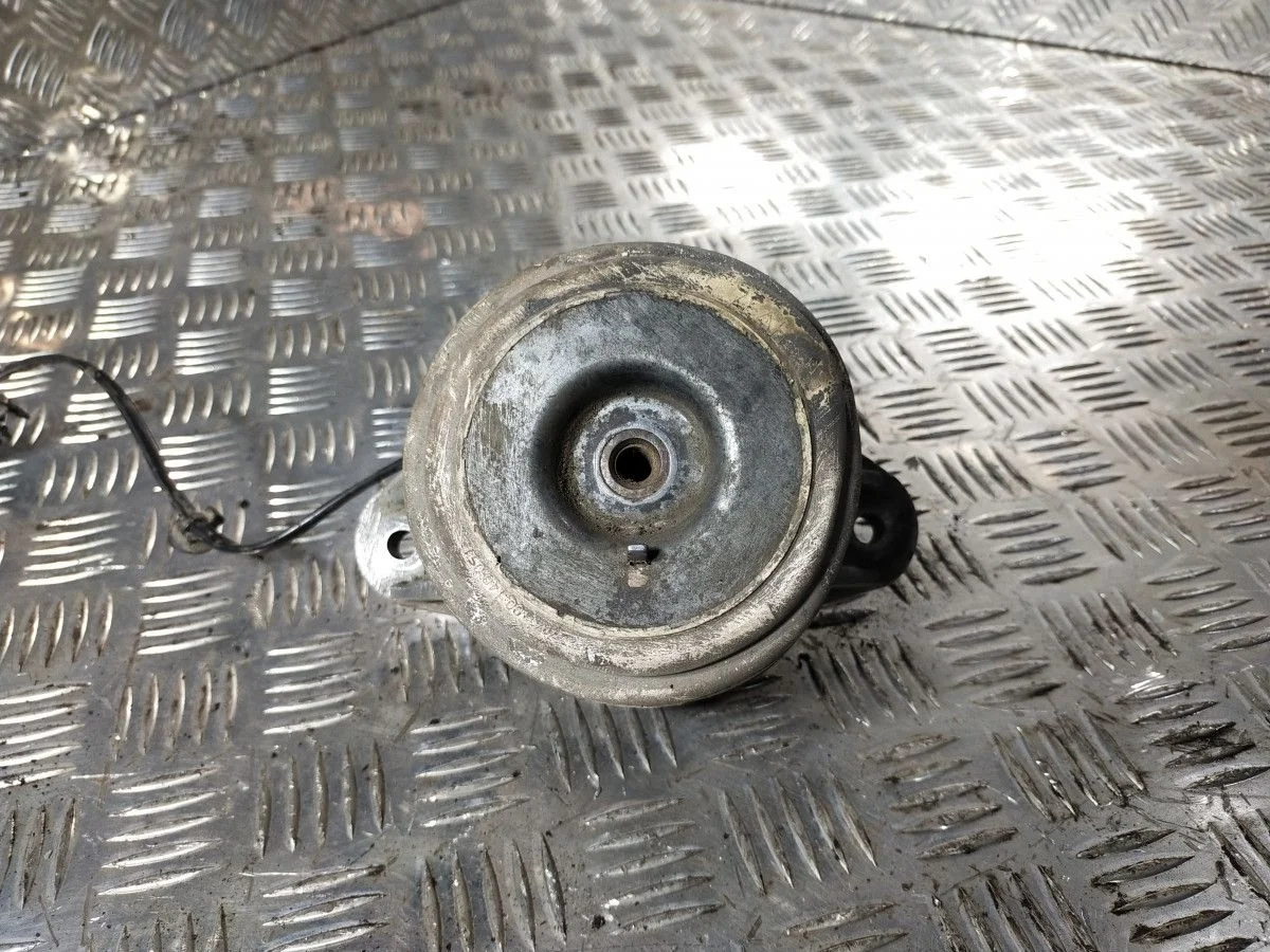 Подушка двигателя левая Mercedes GLK X204