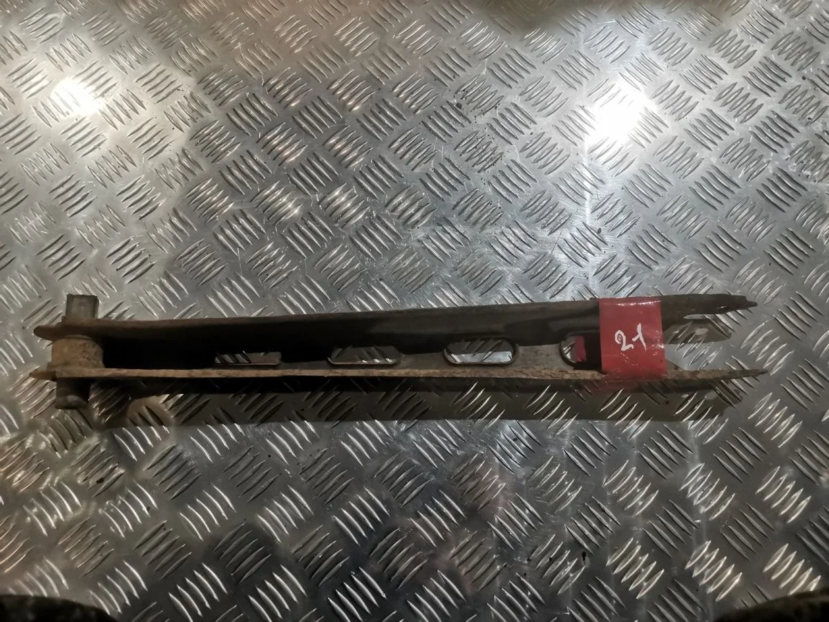 Рычаг задней подвески нижний Opel Vectra b