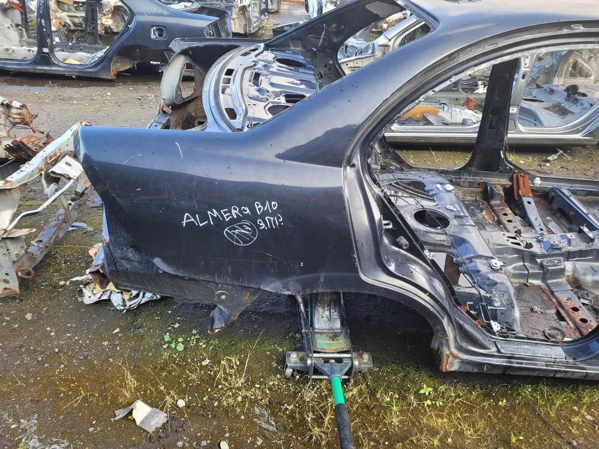 Крыло заднее правое на Nissan Almera B10