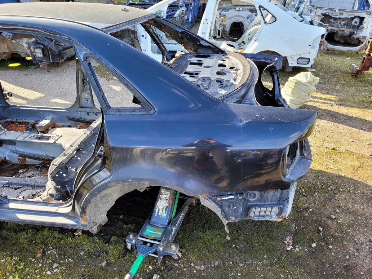 Крыло заднее левое на Audi A4 B5 1998