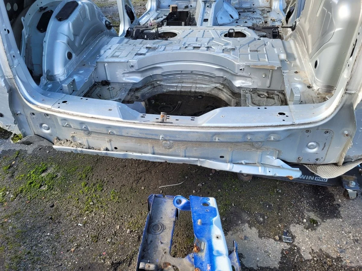 Панель задка кузова на VW Touareg 1