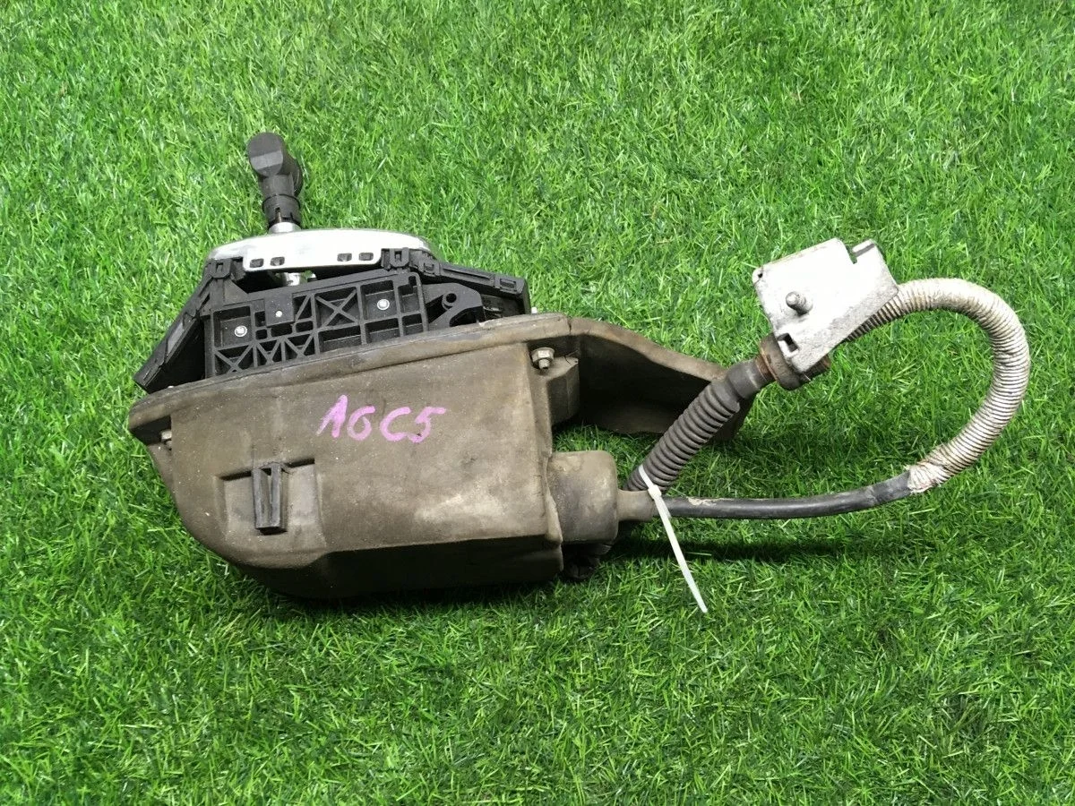 Кулиса кпп для Audi A6 C5 4B0713041