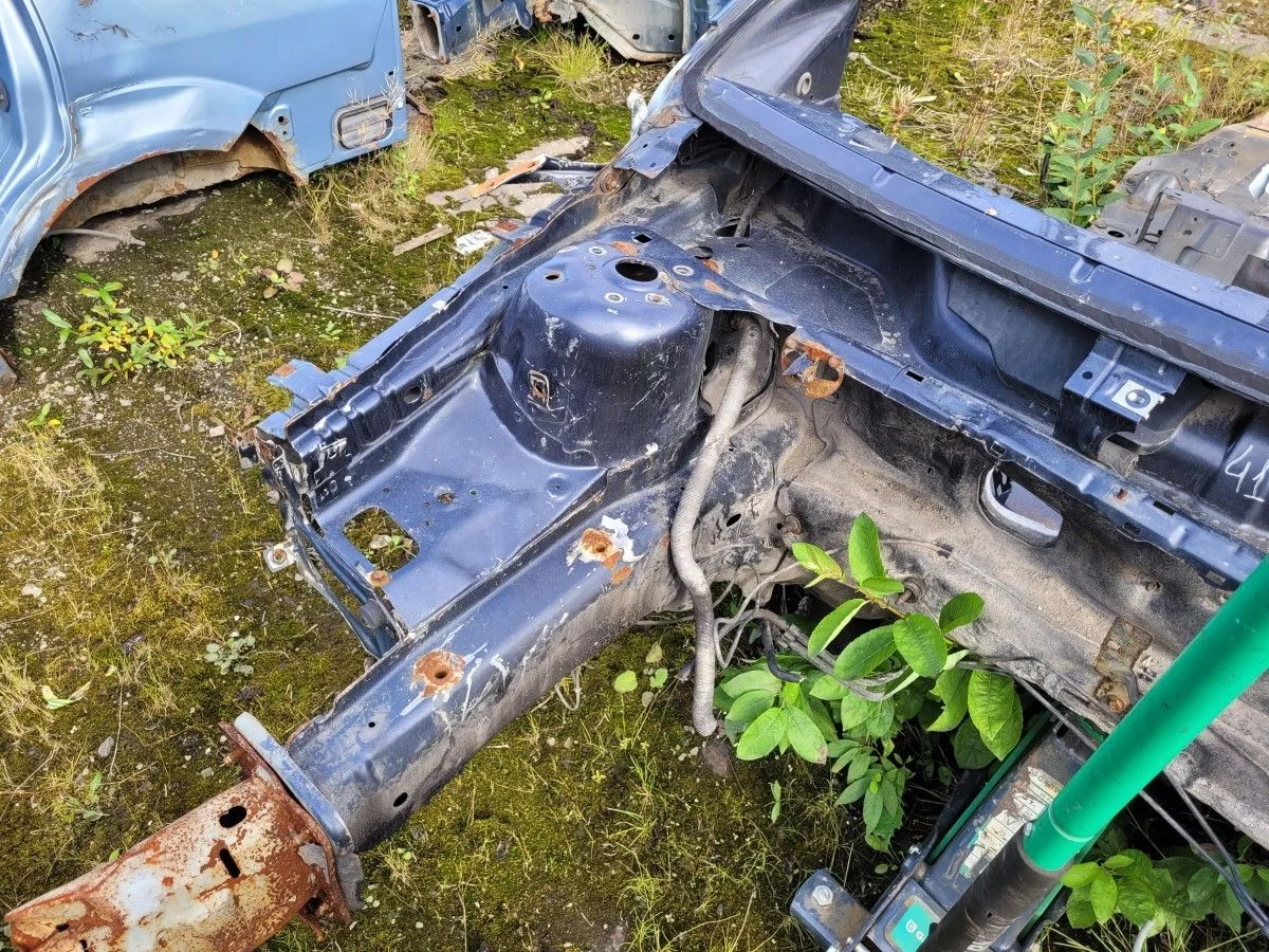 Лонжерон правый на Ford Focus 2 хэтч