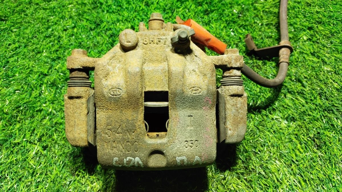 Суппорт передний левый Hyundai Solaris II