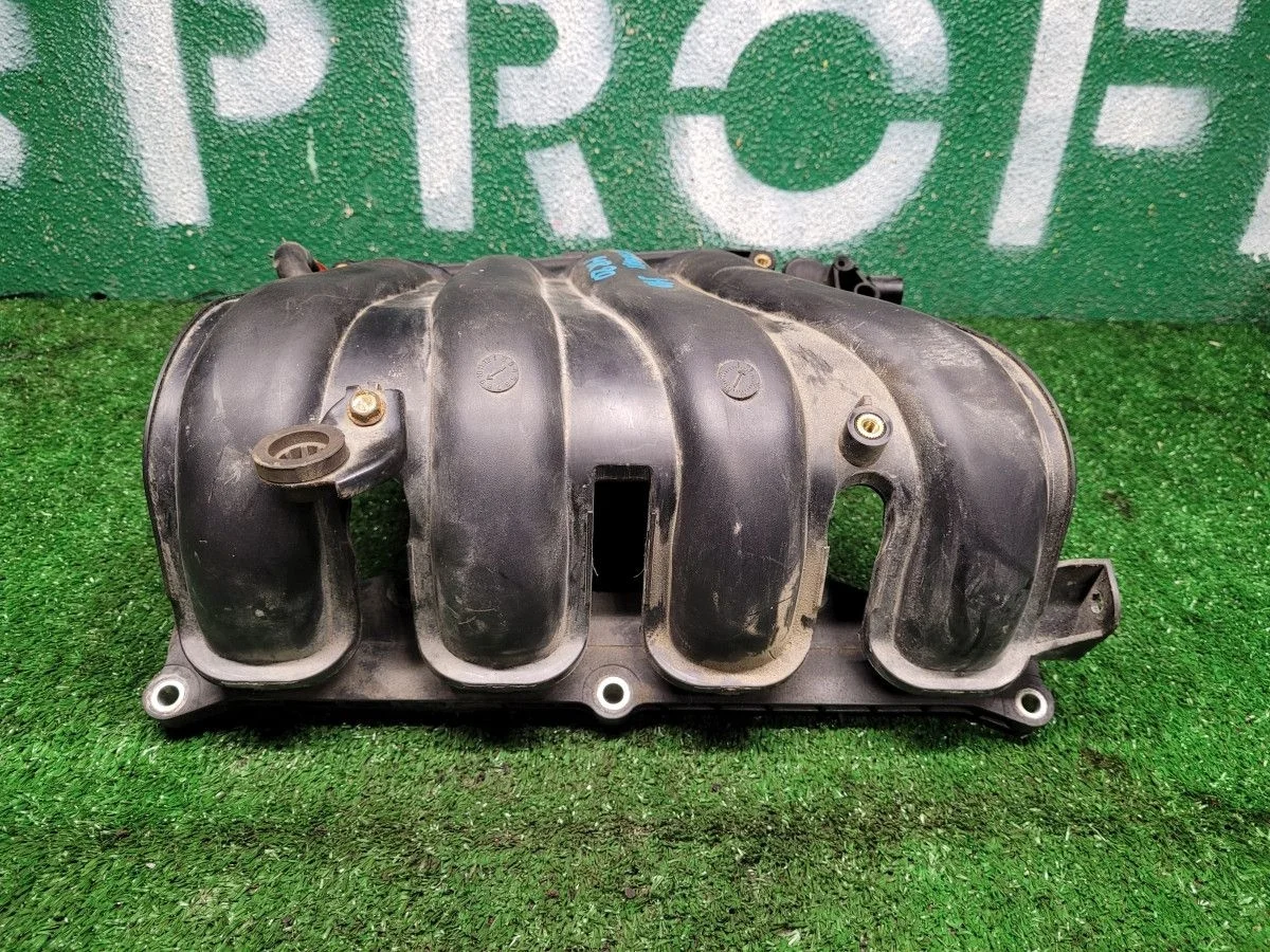 Впускной коллектор Nissan Qashkai MR20
